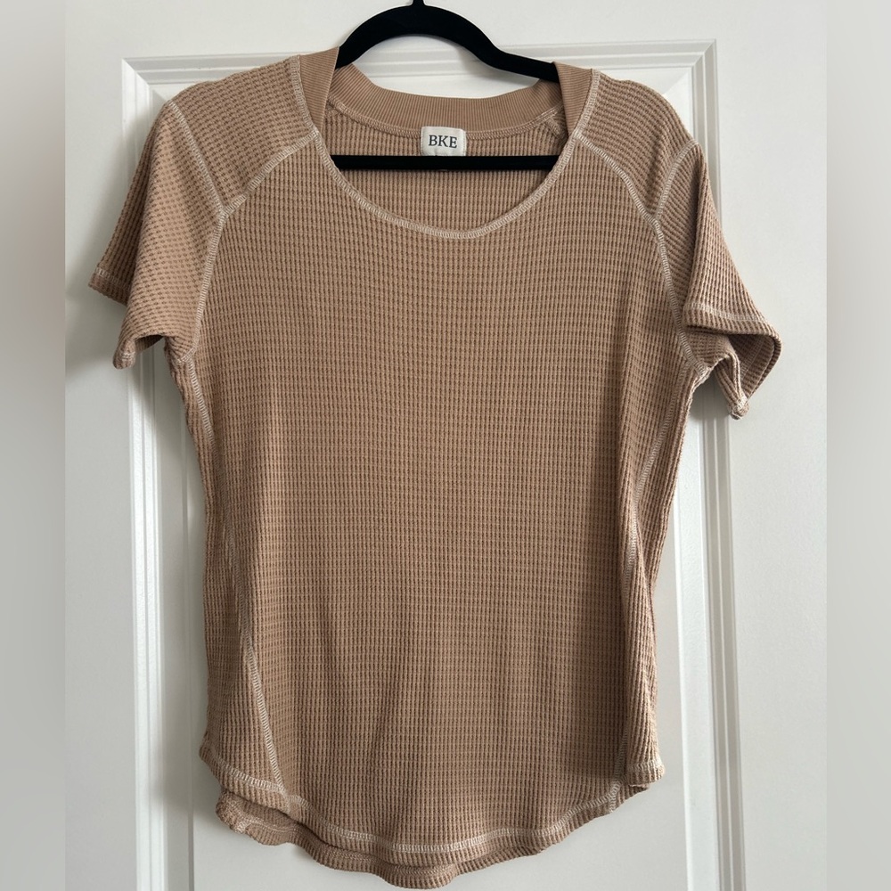 BKE Short Sleeve Waffle Knit Tee in Beige